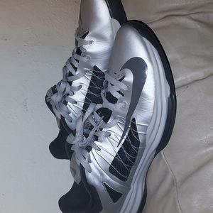Nike Hyperdunk Low 2012